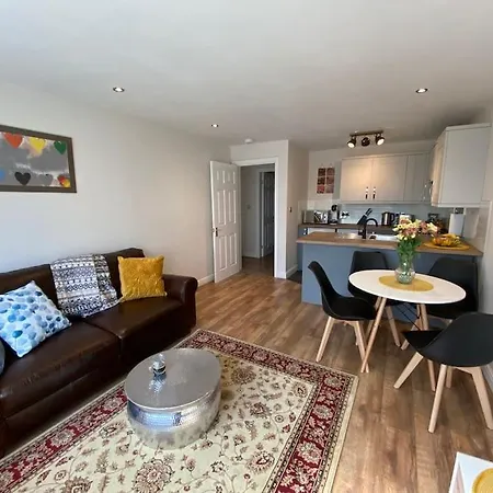 Lavender Apartment Sleights